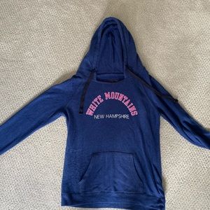 white mountains sweatshirt with strings